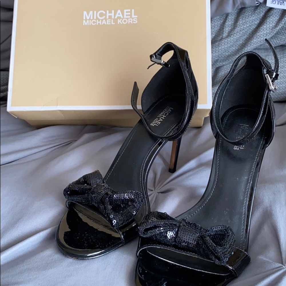 Michael Kors Paris Sandal US 8M